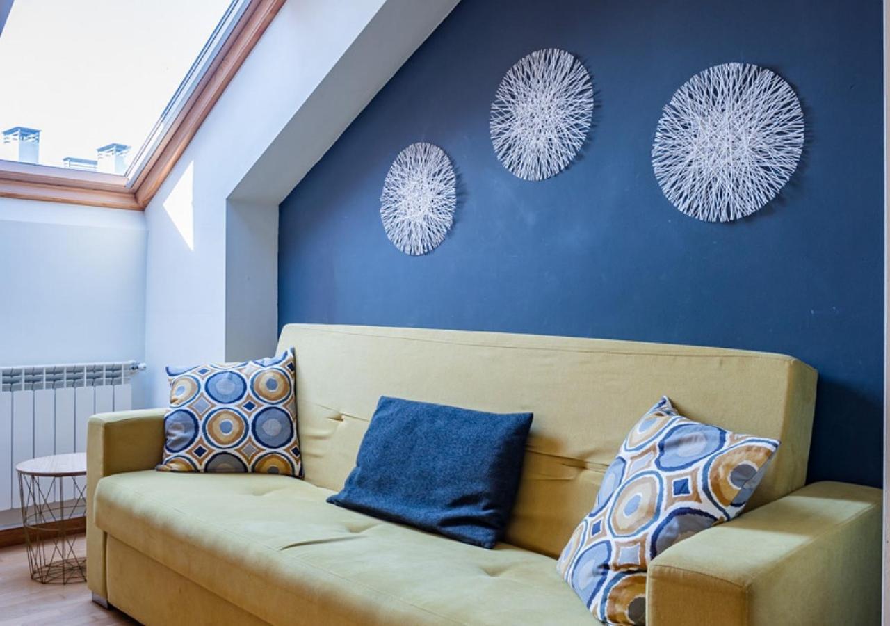 Apartamento Irene Centrico Con Wifi Y Parking Coche Tamano Medio Cangas de Onís Exterior photo
